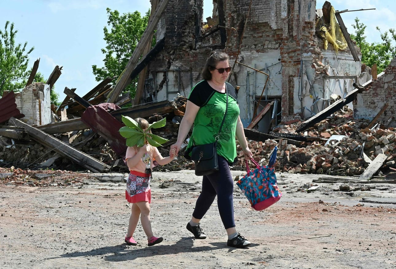 Ukrainan mukaan liki 20000 ukrainalaista lasta on pakkosiirretty Venäjälle helmikuun 2022 hyökkäyksen jälkeen. Kuvituskuva Harkovasta. LEHTIKUVA/AFP