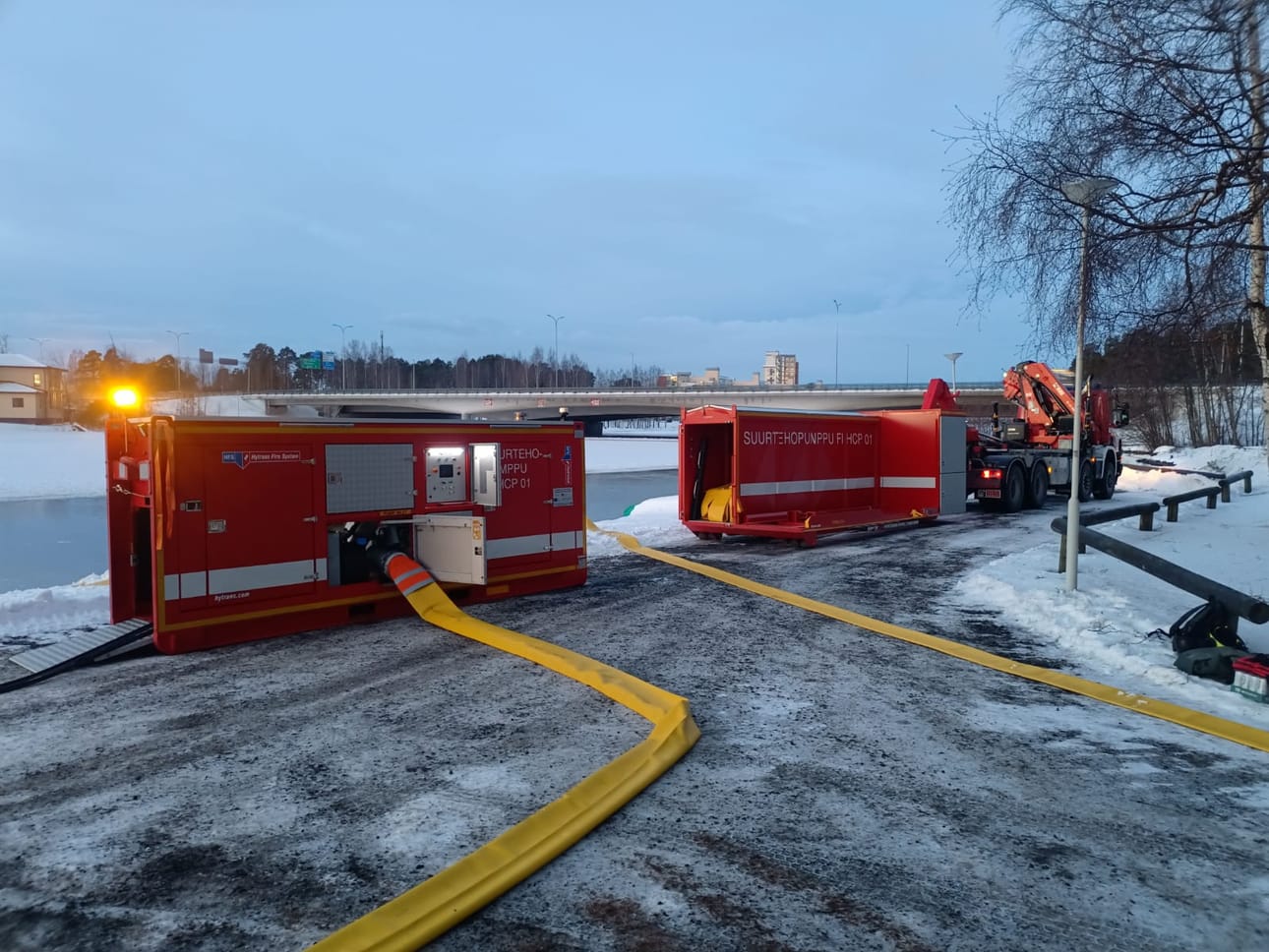 Pohjois-Suomen pelastuslaitosten käyttöön tarkoitettu suurtehopumppu näkyy lähipäivinä muun muassa Hietasaaressa.