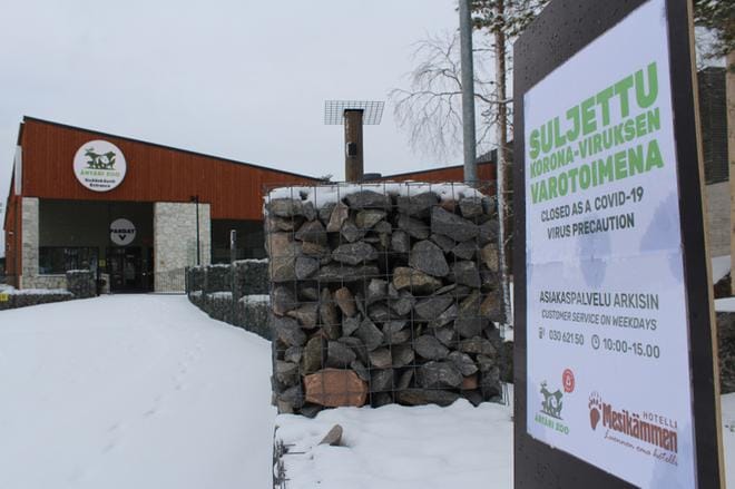 Ähtärin eläinpuisto on koronasta huolimatta onnistunut lisäämään kävijämääriään useana kuukautena. ARKISTOKUVA: REIJO HEIKKILÄ