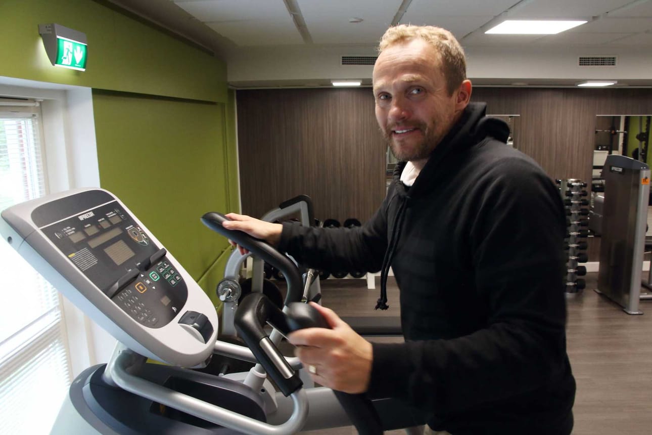 Riku Aaltoa pidetään paitsi personal trainer -alan uranuurtajana ja kouluttajana, hän on myös kirjoittanut kymmeniä hyvinvointiin liittyviä kirjoja.