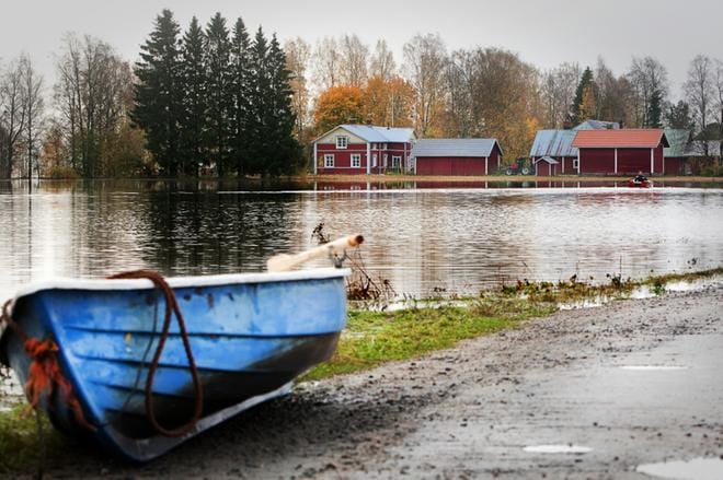 Syksyllä 2012 muun muassa Kauhajoella tulvi sen jälkeen, kun runsas vesisade oli jatkunut useita päiviä. ARKISTOKUVA: MATTI HAUTALAHTI