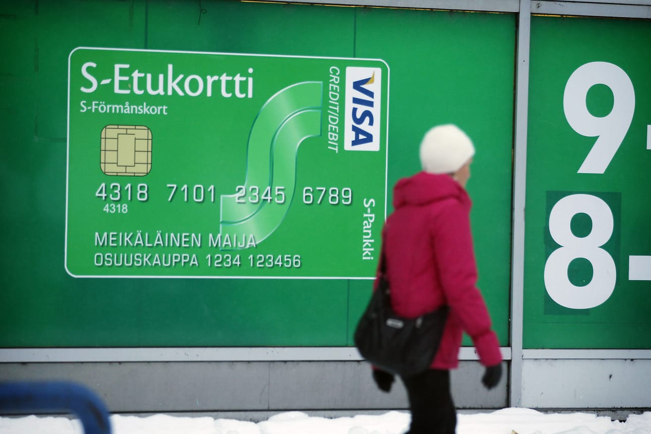 Tavoitteena on saada korjaukset asiakkaiden tileille tämän päivän aikana.