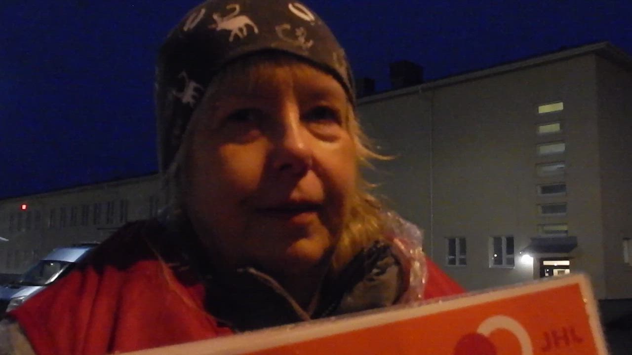 JHL:n lakko koski Oulaisissa Juho Oksan koulun keittiötä. Mitä tarkoittaa lakkovahtina oleminen?