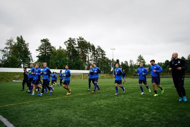 Suomen joukkue on Ville Tikkasen mukaan hyvin valmistautunut Italian kohtaamiseen. Kuva: Samppa Toivonen