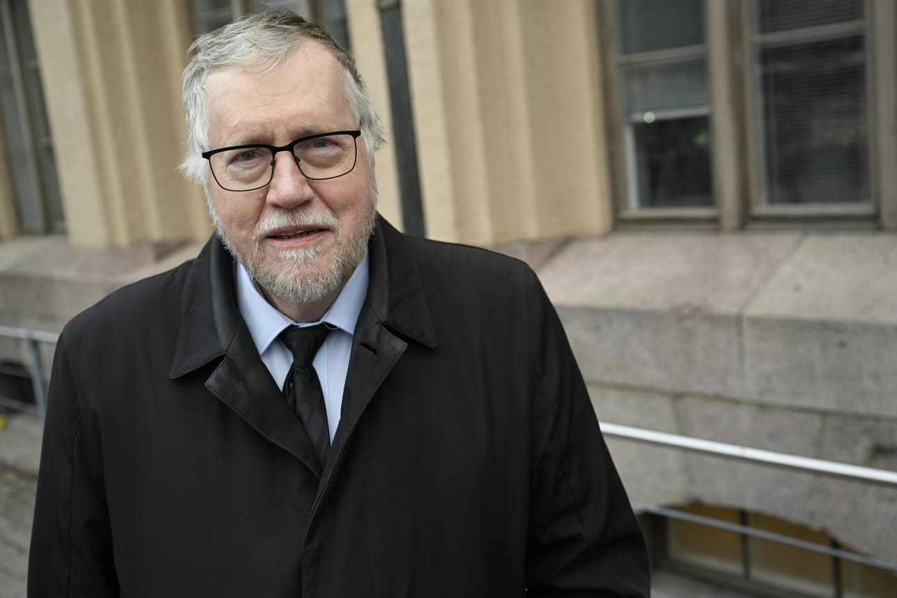 Helsingin yliopiston Yhdysvaltain tutkimuksen emeritusprofessori Markku Henriksson.