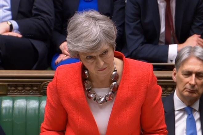 Pääministeri Theresa Mayn täytyy nyt hakea EU-maiden hyväksyntää. EPA