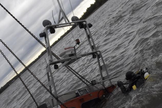 Diving 80 upposi Pietarsaaressa torstaina. KUVA: TAPIO LEHTINEN