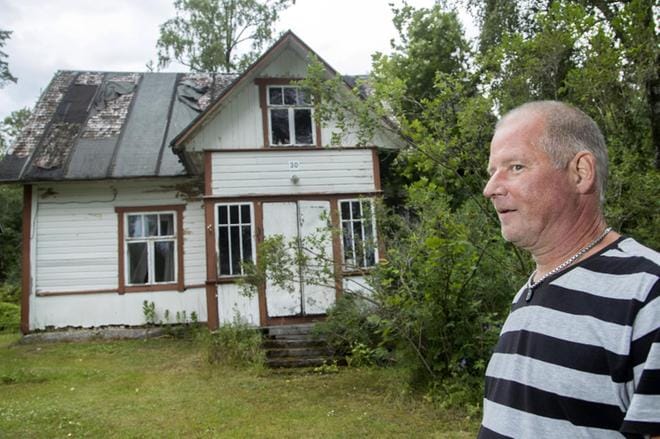 Robert Kristjankroon on itsekin asunut talossa, joka rakennettiin vuonna 1908 hänen isoisänsä isän Jyri Kristjankroonin perheelle. KUVA: Mauri Ratilainen