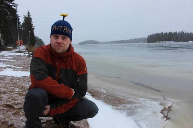 Pete Aho valmistautuu kahden kuukauden kuluttua Ähtärissä pidettäviin talviuinnin SM-kilpailuihin. Kisakokemusta lajista hänellä on vuodesta 2014 alkaen. KUVA: REIJO HEIKKILÄ