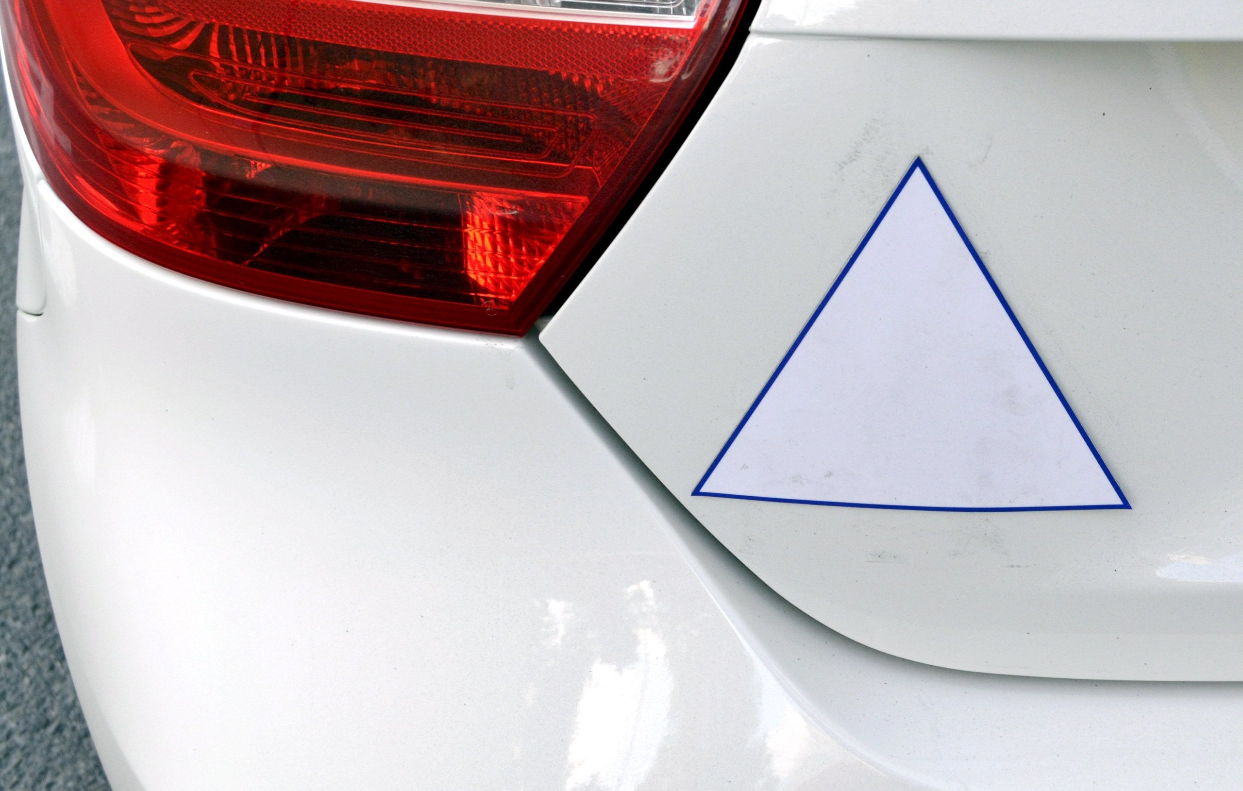 KORJAUS: Entistä useampi vanhempi opettaa lastaan ajamaan autoa