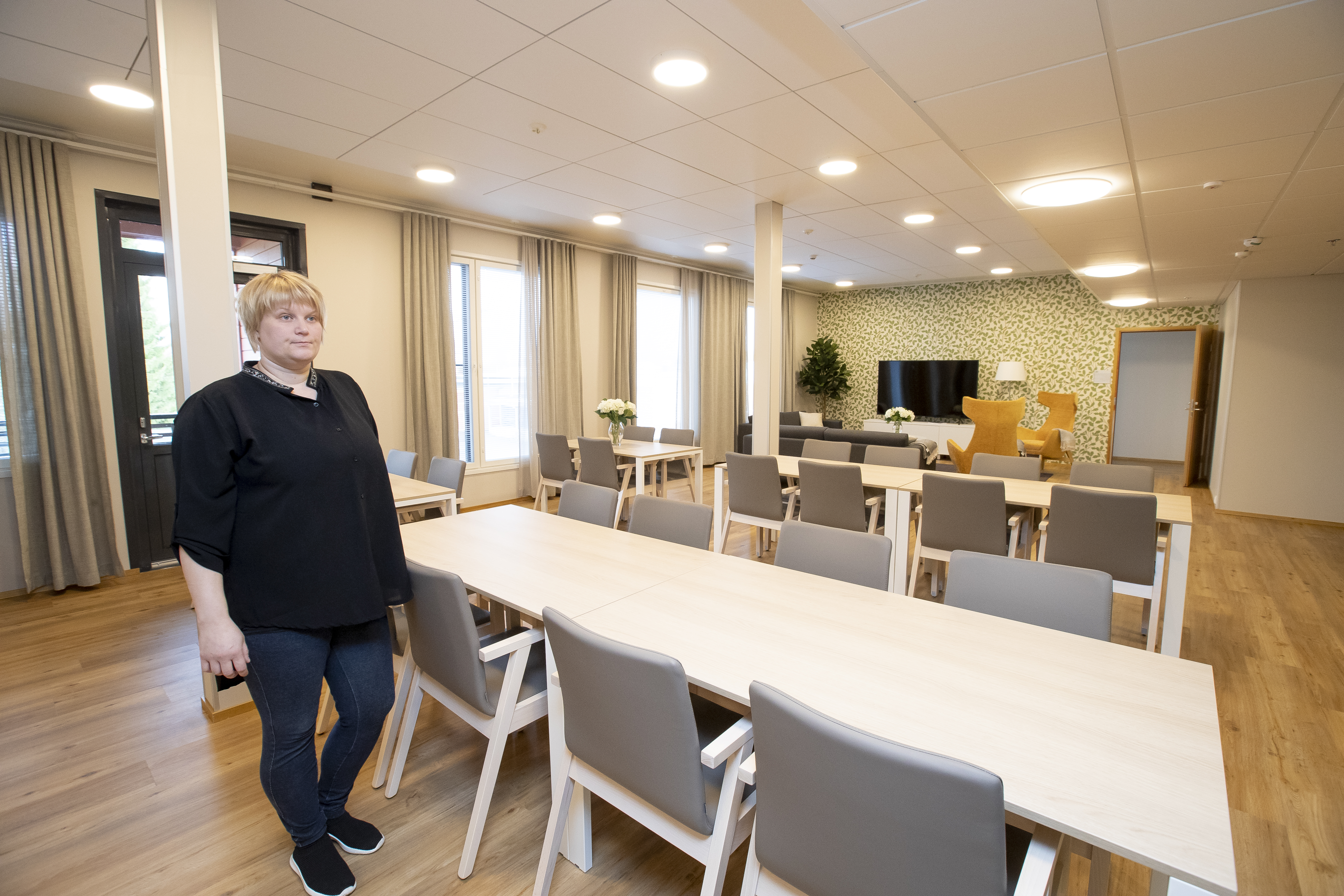 Hanna Määttä aloitti juuri Vihannissa pian avaavan Attendo Juhannusruusun johtajana.