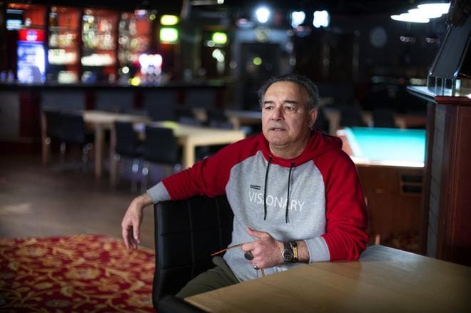 Uskon kohtaloon ja kohtalo heitti minut tänne, Vaasaan ja Ristinummelle, Feri Ansari sanoo. KUVAT: JARNO PELLINEN