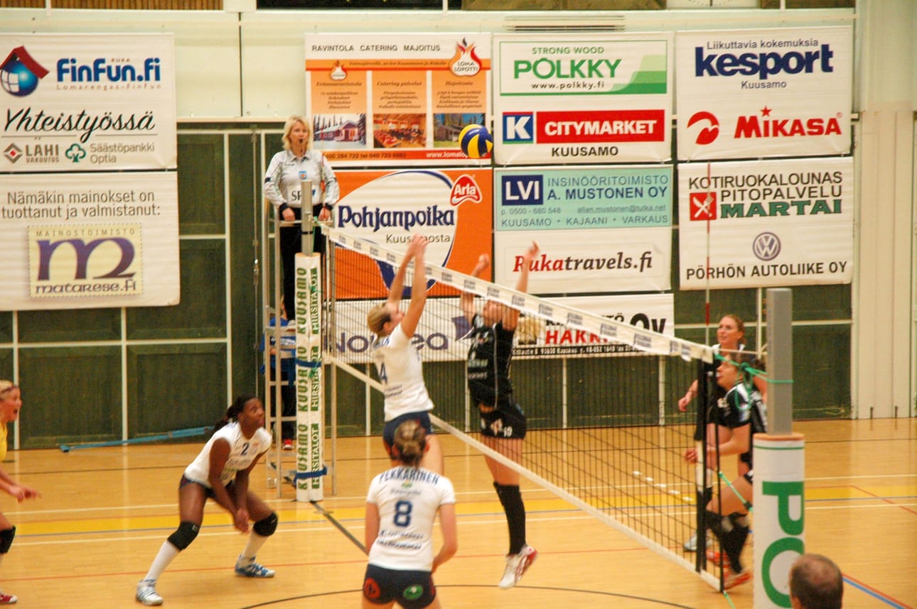 Pallo-Karhujen liigalentopalloilijoiden esitys ei riittänyt pisteisiin lauantaina.