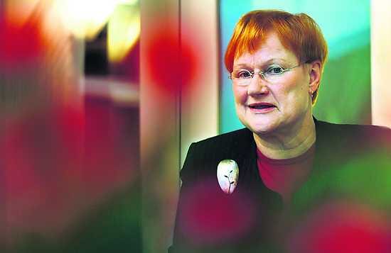 Tarja Halonen pysyy tiukkana.