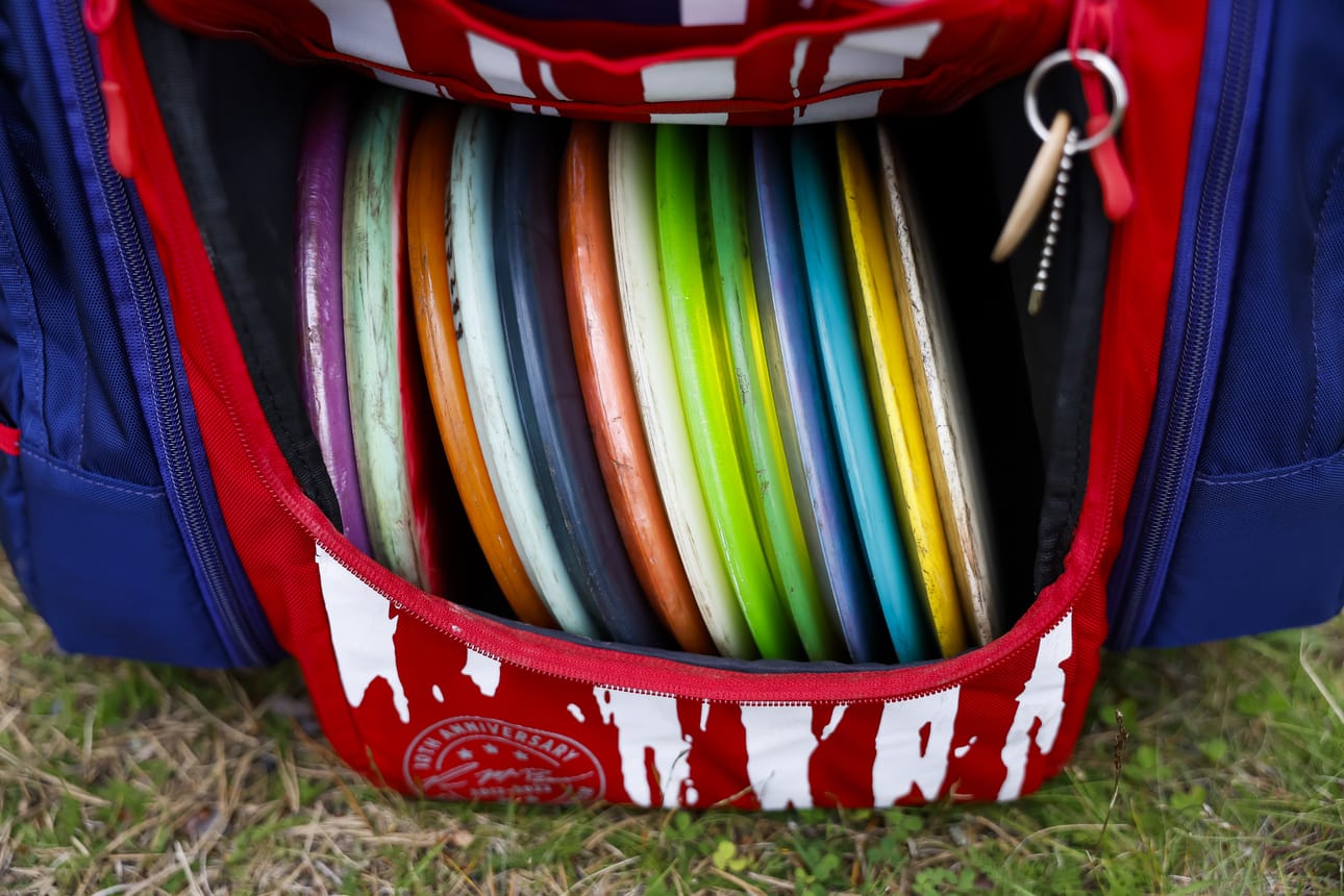 Haapaveden Urheilijoita tuetaan Laitakallion frisbeegolfradan peruskorjaukseen tarkoitetulla avustuksella.