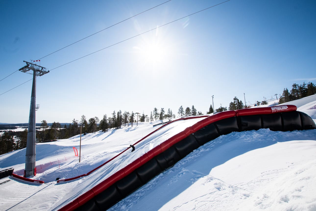 Olympiakoon alastulopatja on kokoluokassaan Suomen ainoa. Se ehkäisee loukkaantumisia ja houkuttelee Rukalle sekä ammattilaisiksi tähtääviä laskettelijoita että taitojensa parantelijoita.