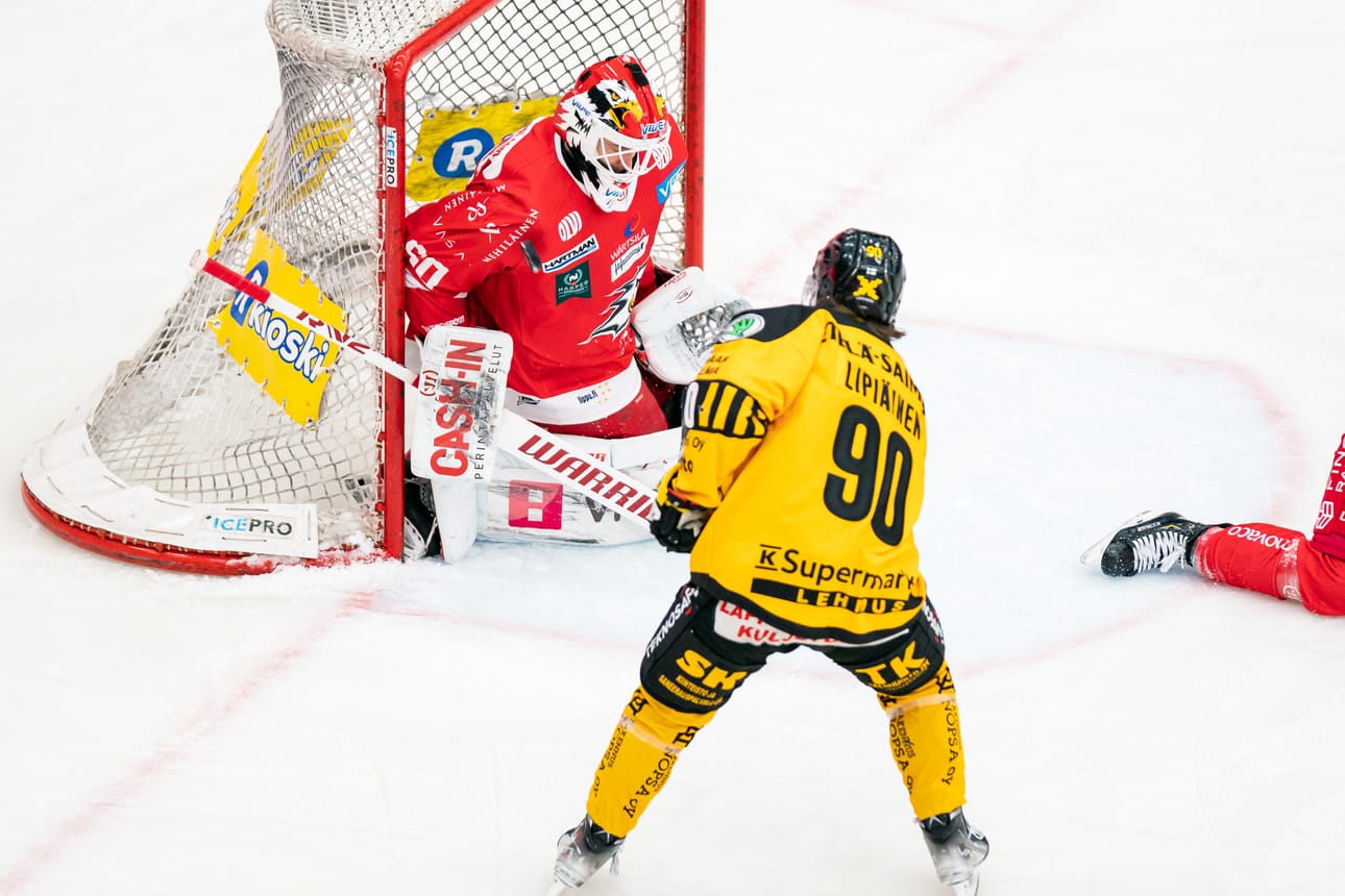 Rasmus Reijola palaa kahden viikon tauon jälkeen Sportin maalille.