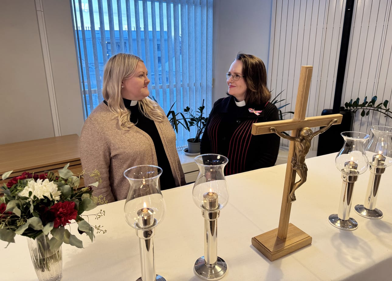 Tornion seurakunta valitsee uudeksi kirkkoherraksi oman seurakunnan kappalaisen. Ehdolla ovat Tuuli Kapraali ja Jane Fagerström. Vaalit oli määrä pitää jo syksyllä, mutta vaaleissa ehdolla olleen Nona Lehtisen menehtyminen vaati uuden vaalisijajärjestelyn.