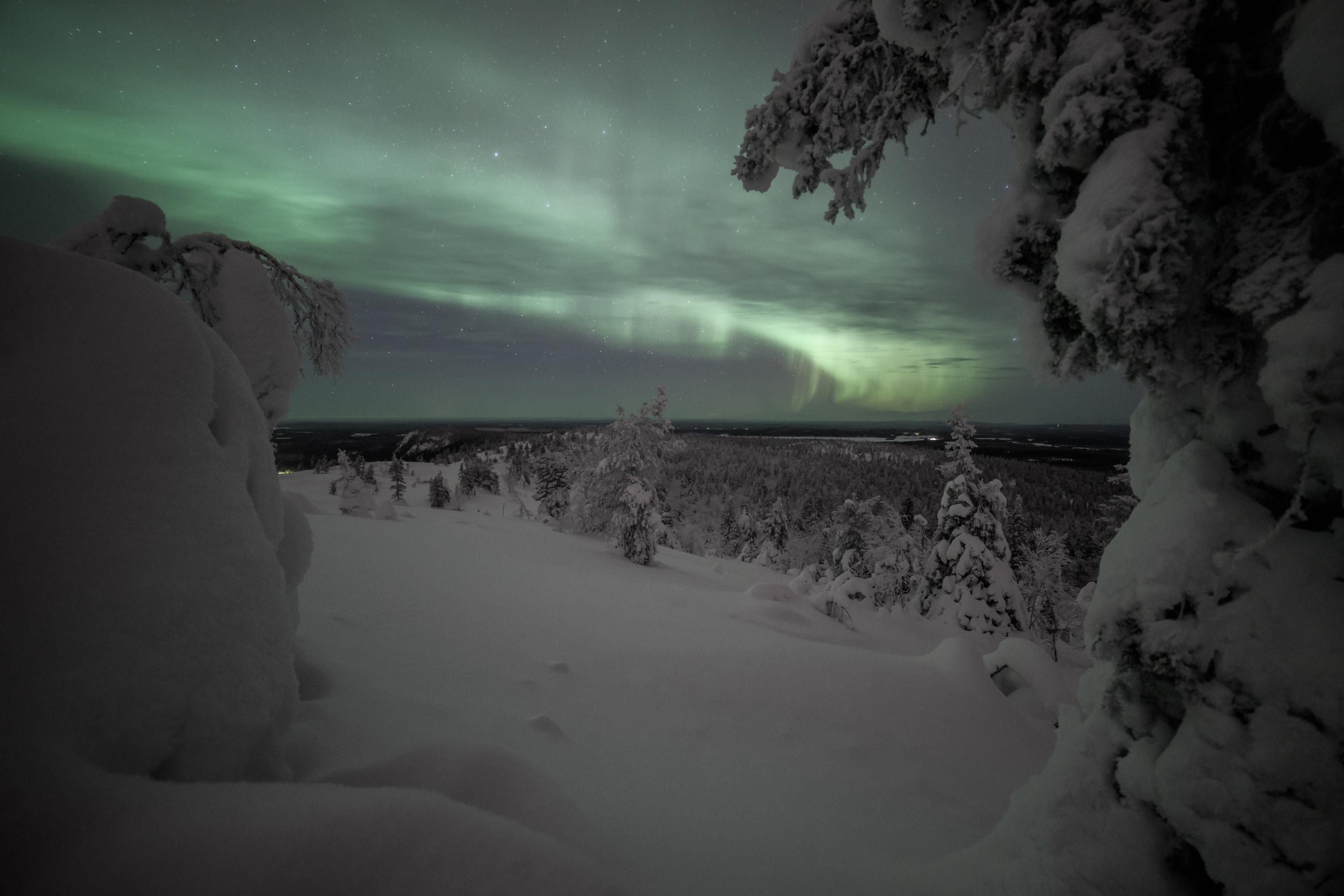 Lumisten vaarojen kulkijan on oltava aina varovainen. Lumivyöryn riski on todellinen.