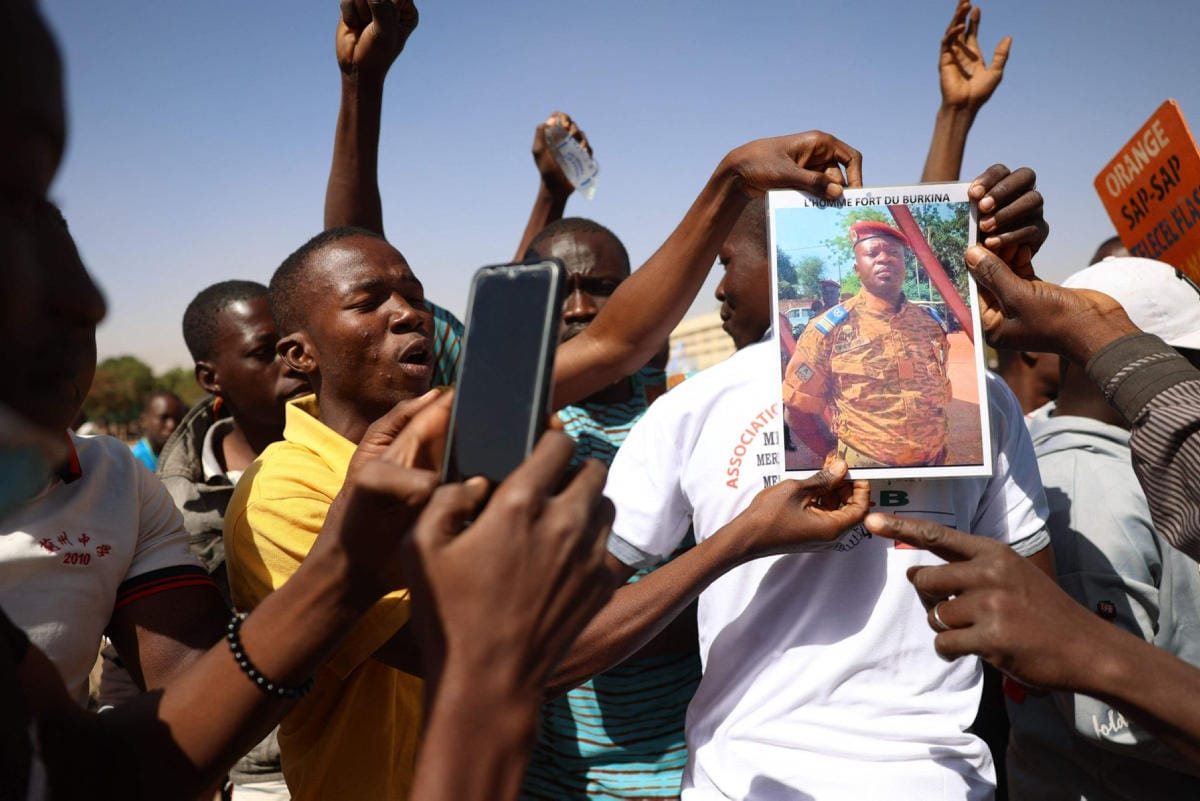 Länsiafrikkalaisessa Burkina Fasossa sotilasjuntan kannattajat ovat suunnitelleet täksi päiväksi joukkokokousta. LEHTIKUVA/AFP