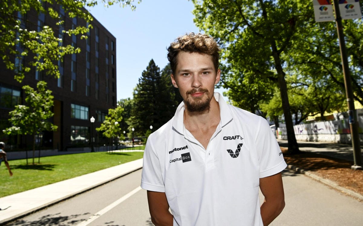 Aiemmissa kisoissa Aleksi Ojala on kävellyt viittäkymppiä, jonka 35 kilometrin kilpailu nyt korvaa. Ojala vakuuttaa, että kilpailussa riittää tallattavaa myös nykymitassa. LEHTIKUVA / Vesa Moilanen