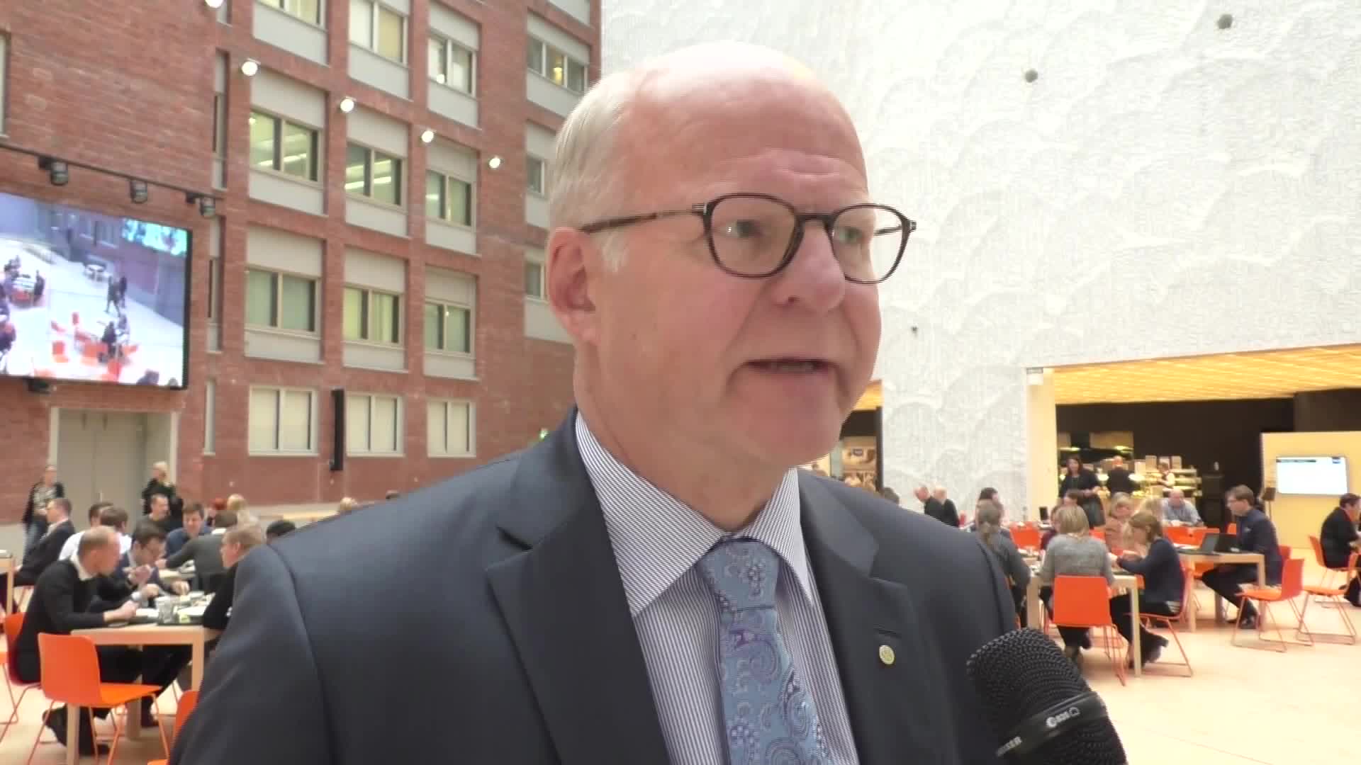 Reijo Karhinen: Donald Trumpin ajattelu on myrkkyä Suomen taloudelle