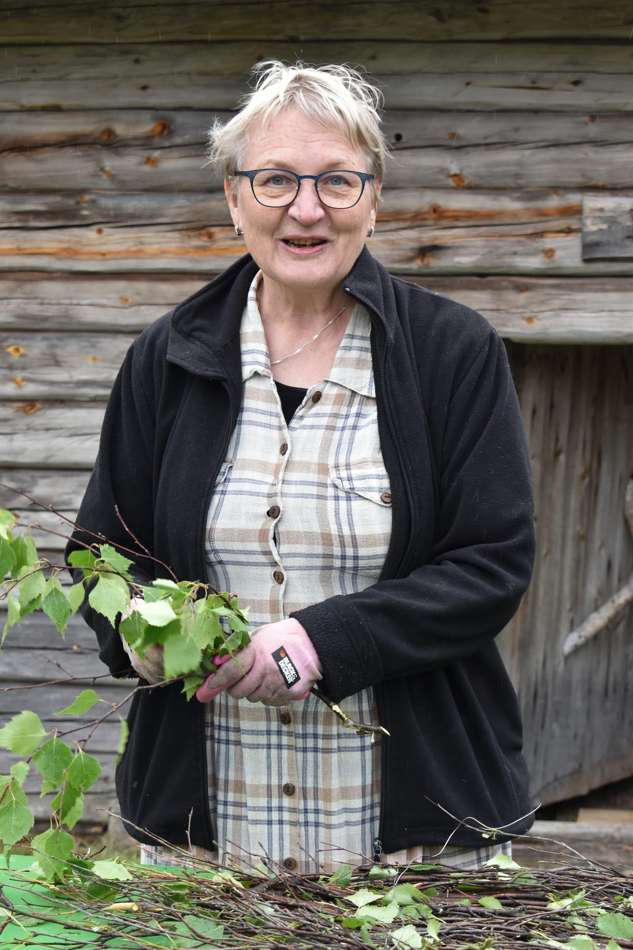 Helena Multasniemen mukaan risumatto kestää käytössä 3-4 vuotta.