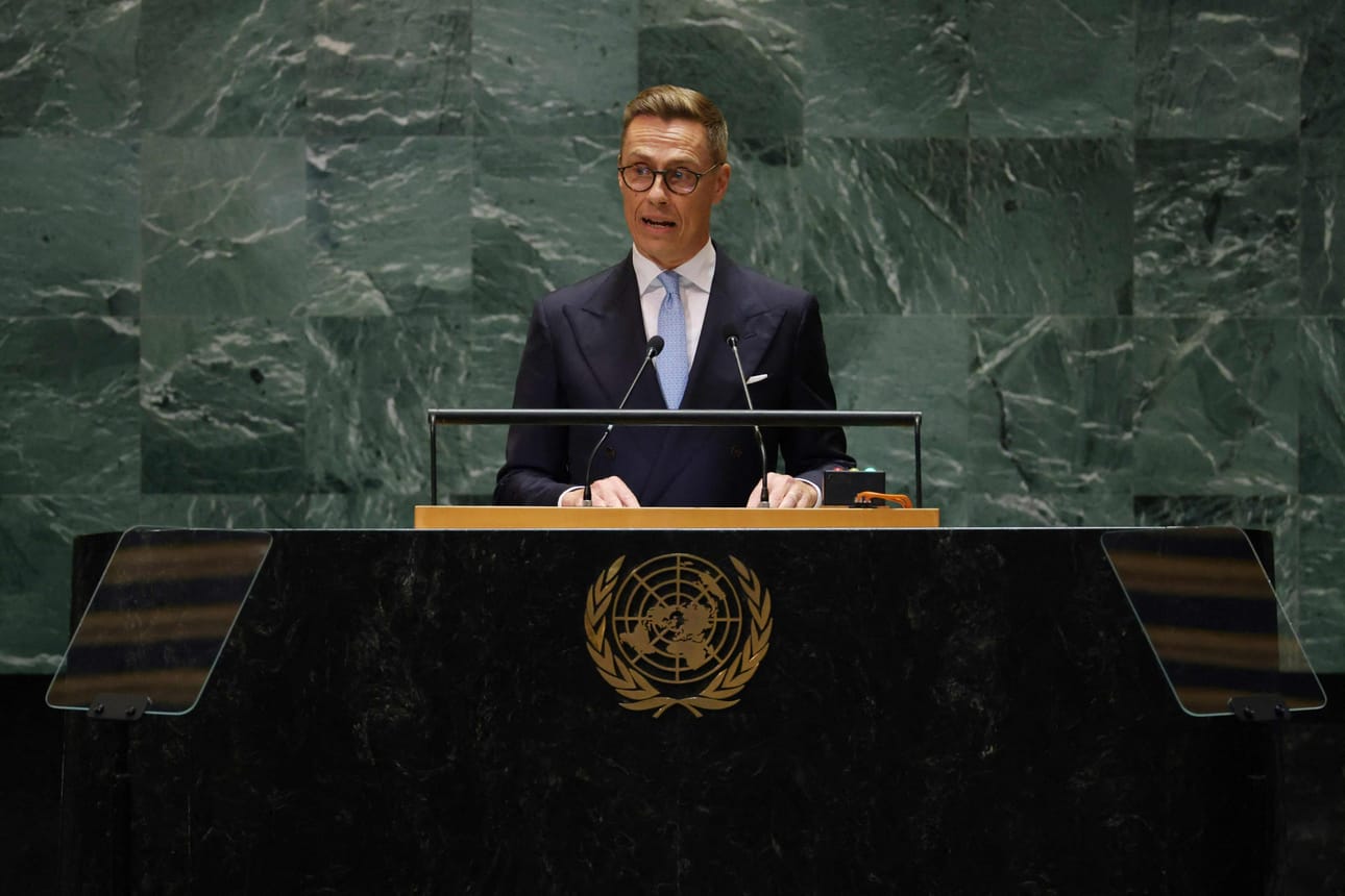 Presidentti Alexander Stubb esitti tyylilleen uskollisena puheensa YK:n yleiskokoukselle kolmen pointin muodossa. LEHTIKUVA/AFO