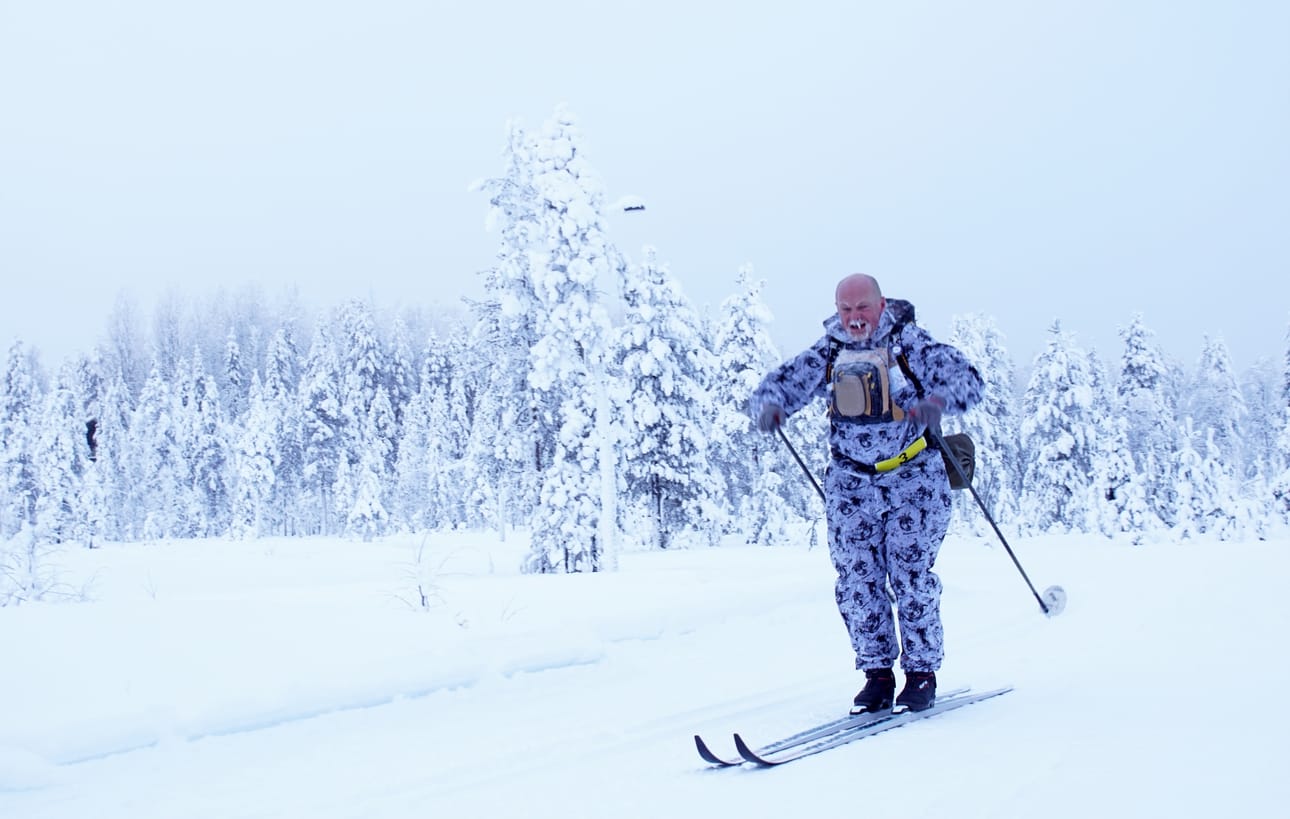 Kokenut umpihangen hiihtäjä Juha Julkunen vei yksilökisan voiton.