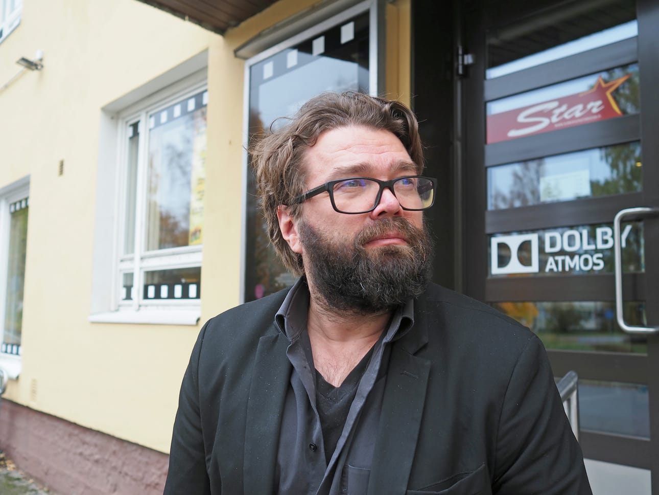 Fingerpori on Mikko Koukin ensimmäinen ohjaustyö elokuvan saralla. Kouki vieraili elokuvateatteri Starissa Oulussa viime viikolla.