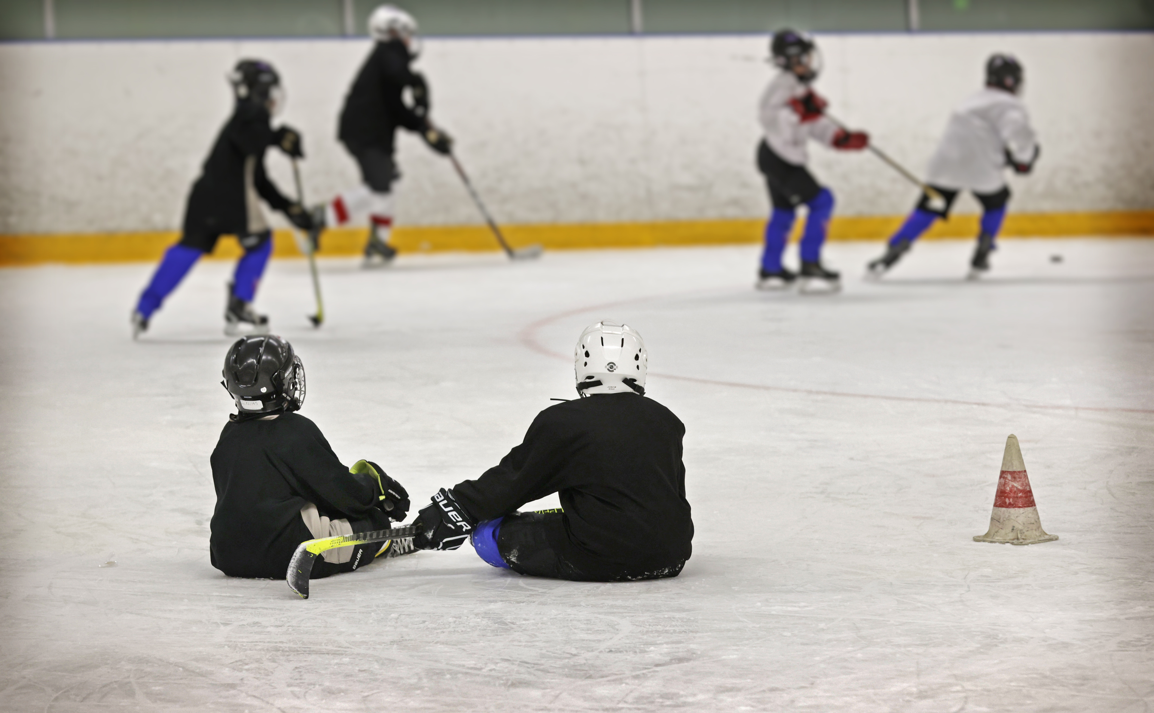Kommentti: Lapset ja nuoret uhkaavat jäädä ilman jäävuoroja – räjähtääkö ongelma Oulun kaupungin käsiin?