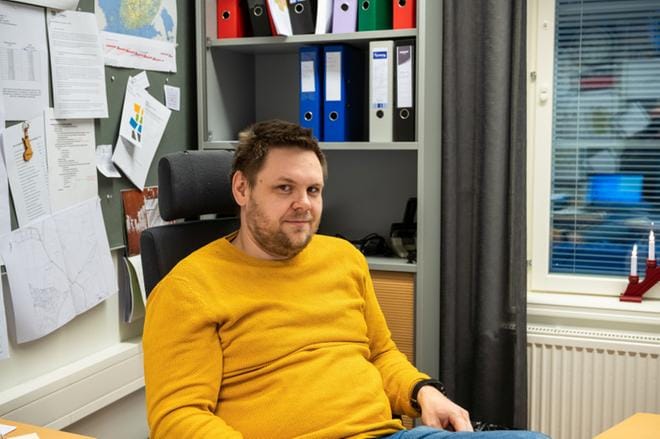 Soinin tekninen johtaja Risto Rinne toteaa, että lautakunta Soinin tekninen lautakunta kävi läpi Lauttopurolla tehtyä ELY-keskuksen tarkastusta. Purossa on havaittu valumia syksyllä ja uudestaan keväällä. Tarkastuksessa valumien määrää ei todettu merkittäväksi, mutta sovittiin tehtävän lisätutkimuksia veden laadusta. KUVA: AARRE LÖYTÖMÄKI