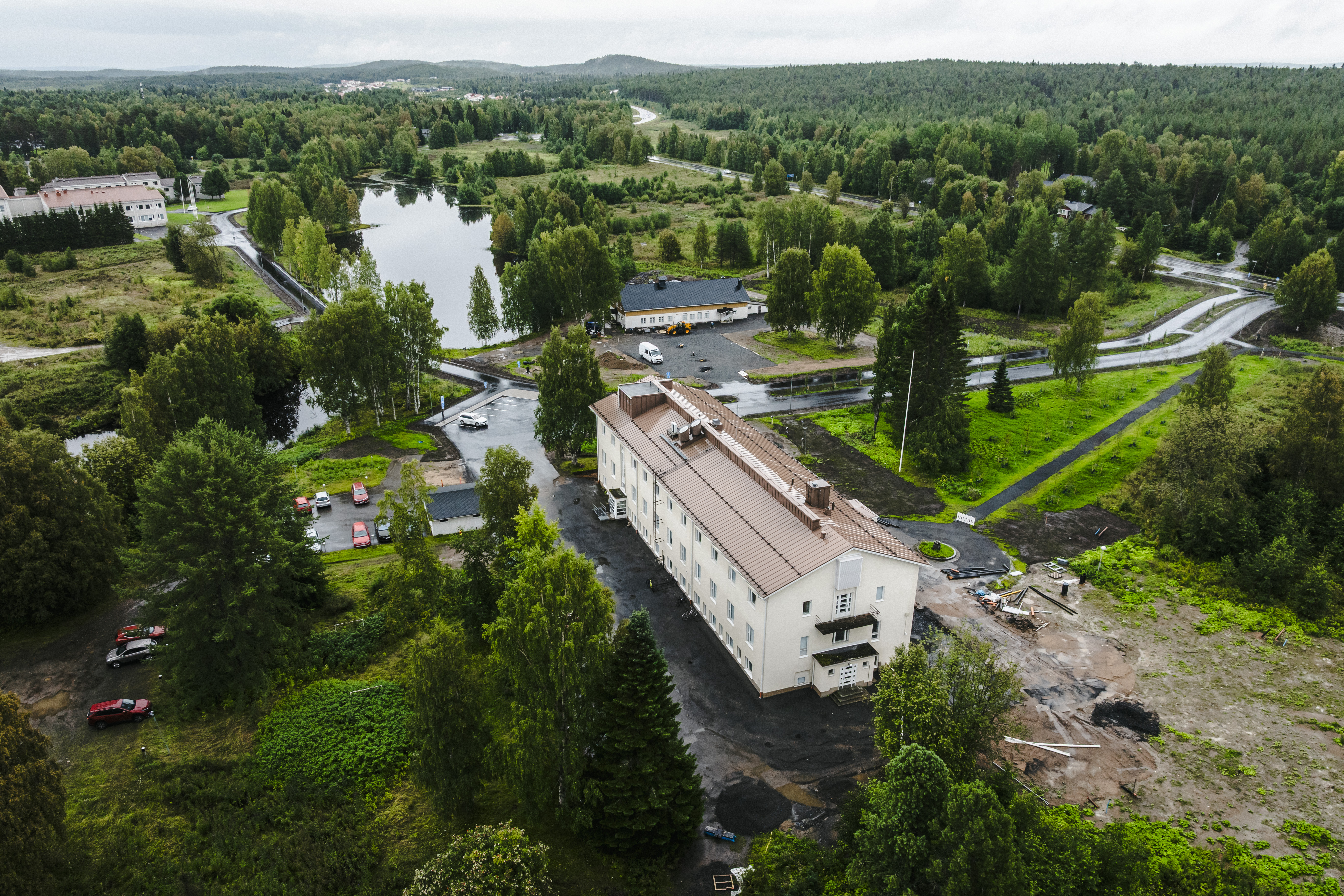 Rovaniemi tahtoo myydä Metsäruusuntien sikalan ja emäntäkoulun – paikka on herättänyt matkailutoimijoiden kiinnostuksen