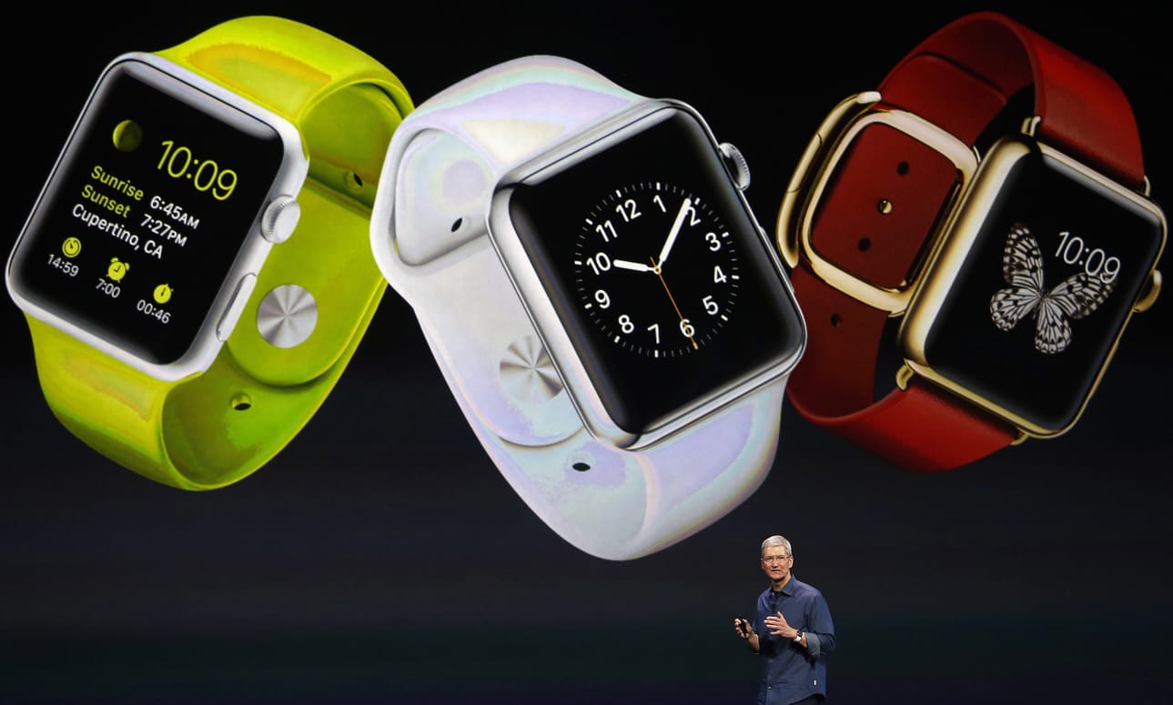 Applen toimitusjohtaja Tim Cook esitteli Apple Watchin Kaliforniassa tiistaina.