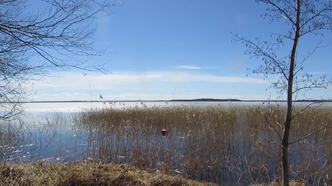 Jäät sulavat Pyhäjärvessä