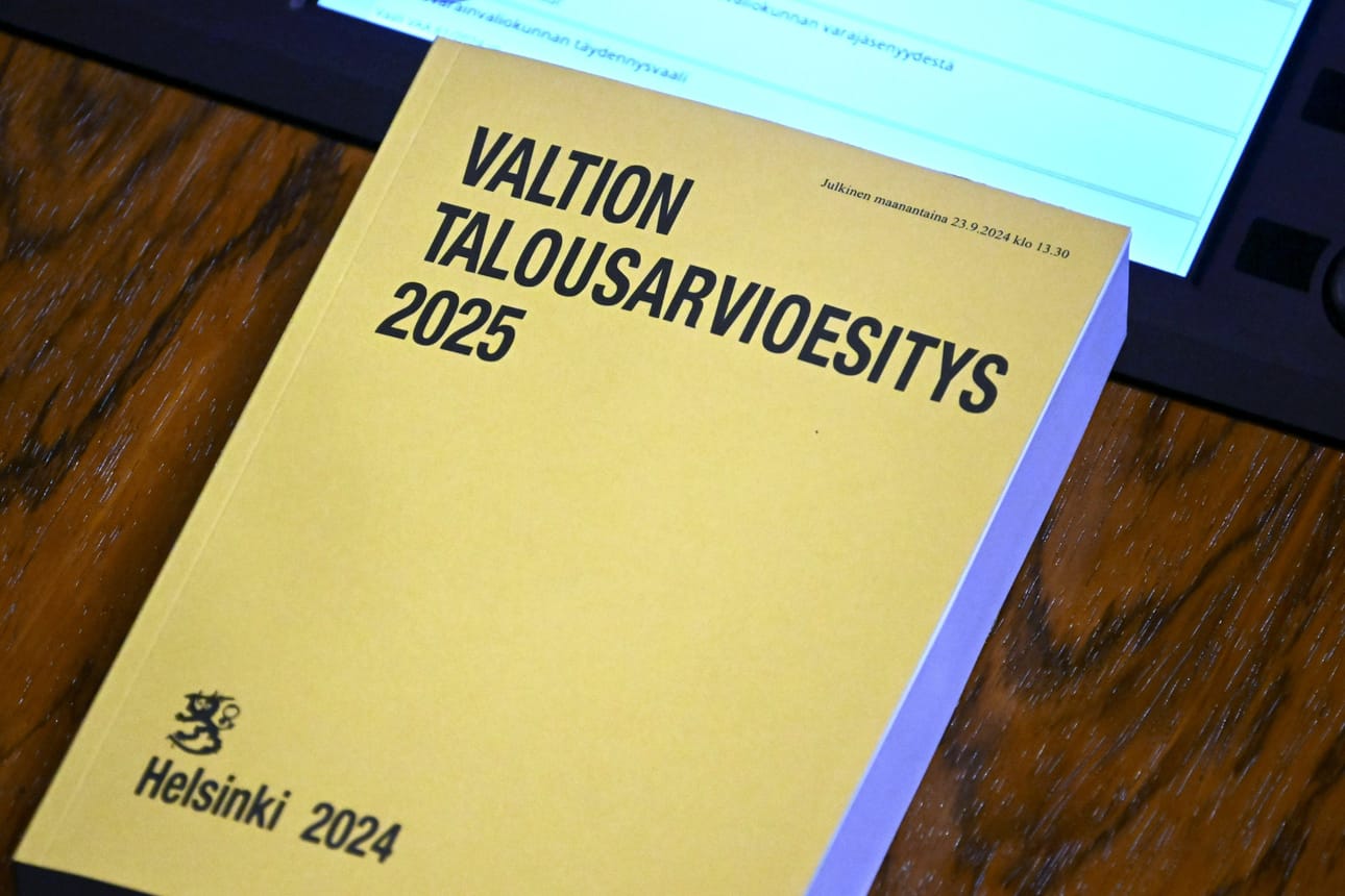 Valtion budjetti on esityksessä 12,1 miljardia euroa alijäämäinen. LEHTIKUVA / MARKKU ULANDER