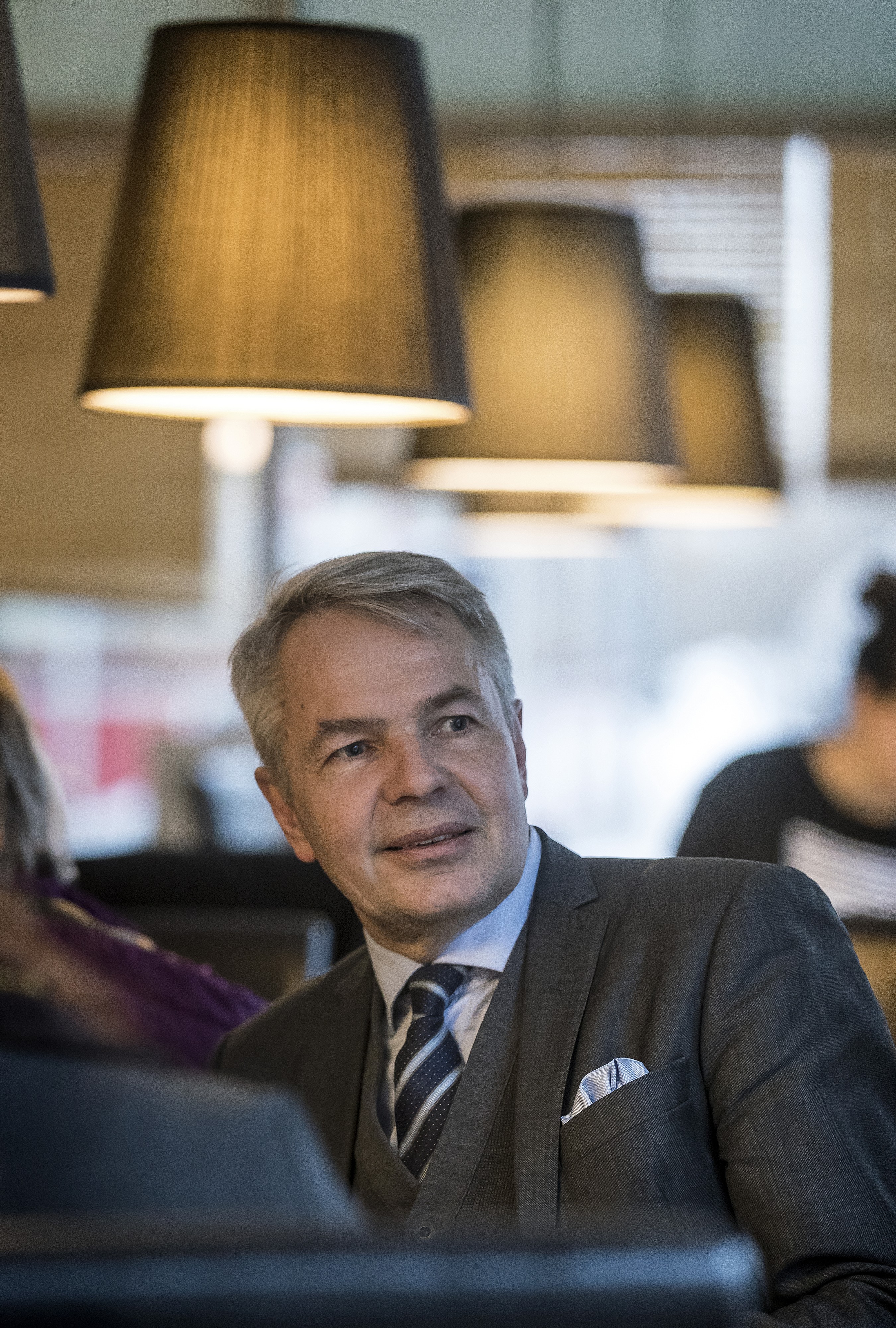 Vihreiden kansanedustaja Pekka Haavisto ei vielä kerro aikooko hän lähteä ehdolle presidentinvaaleihin vuonna 2018.