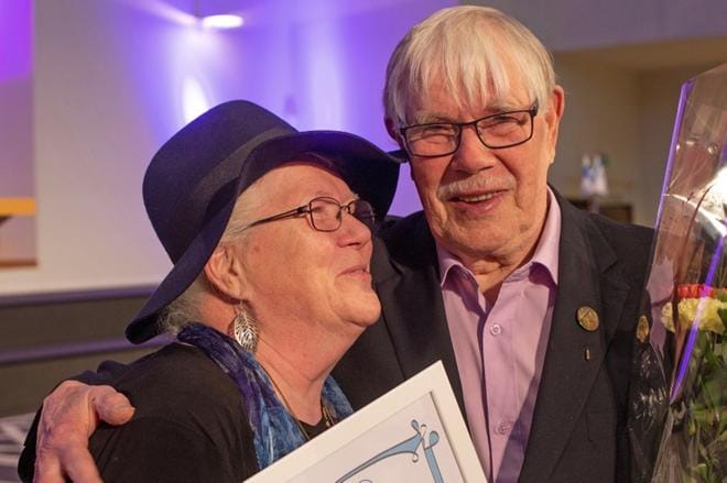 – Haluamme auttaa teoilla, emme pelkästään sanoilla, Irmeli ja Jorma Jousmäki totesivat. KUVA: URPO VUORENOJA