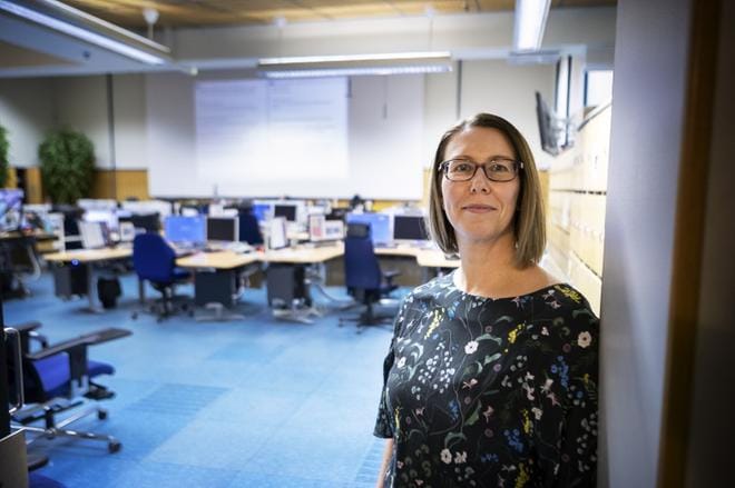 Maria Teräs työskenteli vuosia Vaasan seudulla eri yrityksissä, kunnes alanvaihto alkoi kiinnostaa. KUVA: JARNO PELLINEN