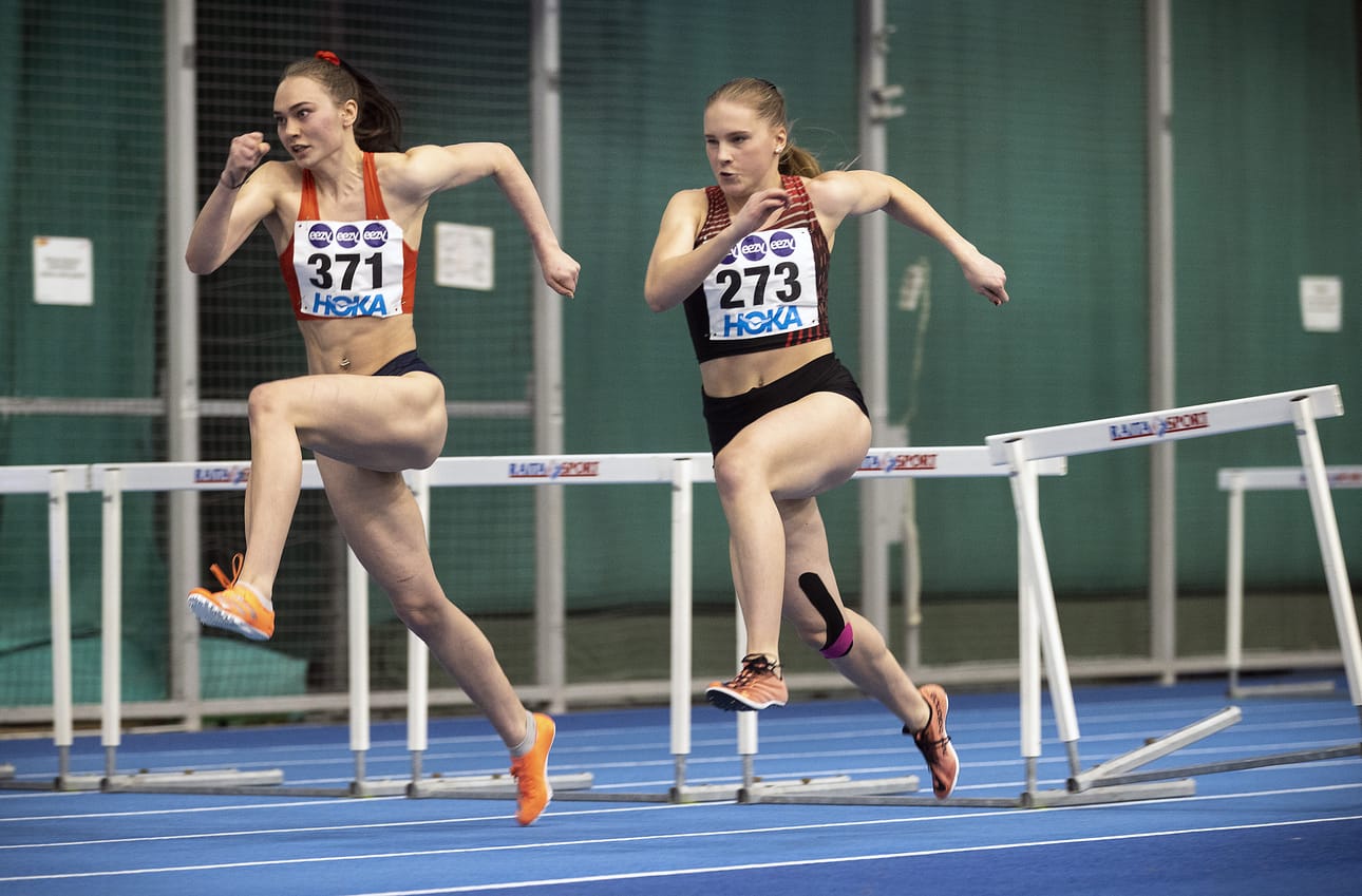 Sonja Stång (oik.) aitoi kesällä 2021 nuorten EM-finaalissa. Kuluva hallikausi oli vaikea, koska korona söi kovimmat treenit.