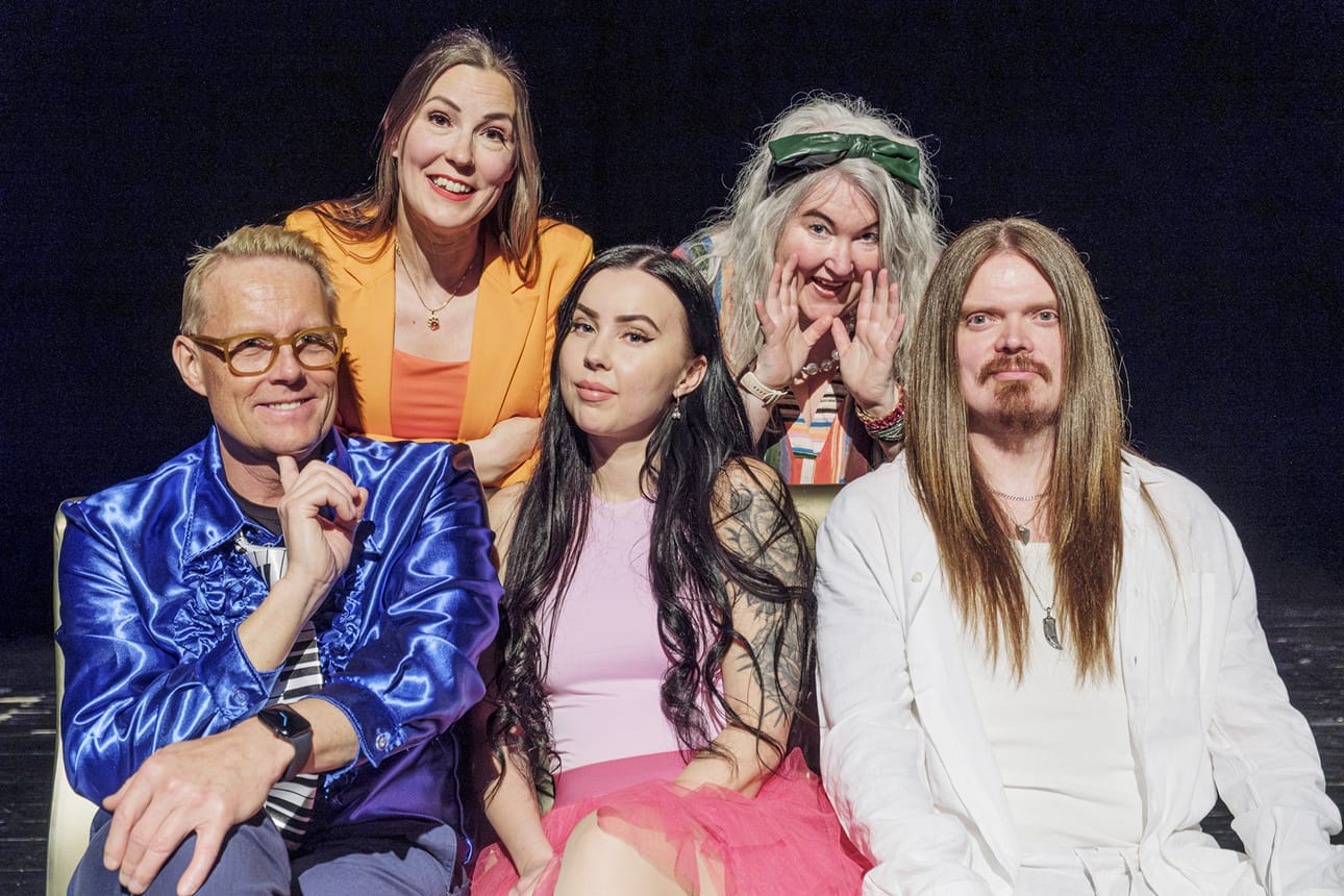 Krannit! Takana vasemmalta: Johanna Mattila ja Anne Angeria, edessä Harry Wuite, Eveliina Halme ja Jon Sebastian Säkkinen.