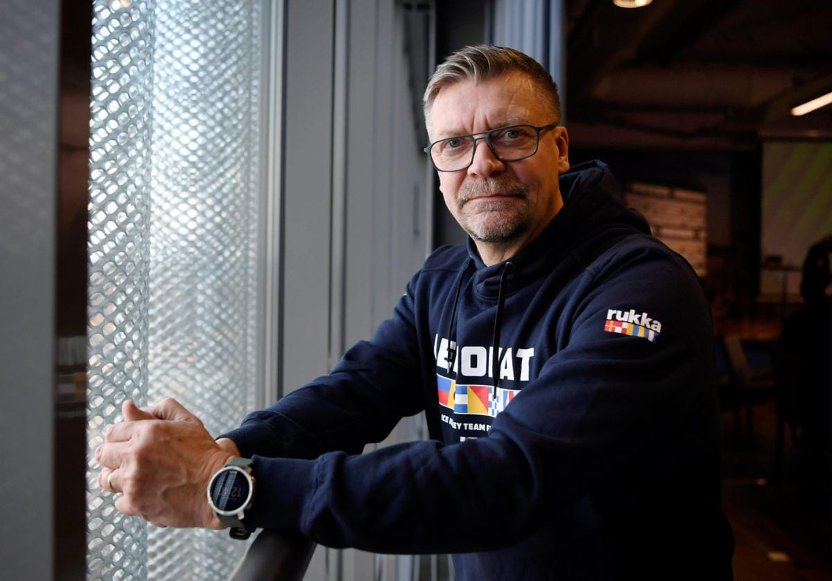 Harjoittelua, ei muuta, kuvailee päävalmentaja Jukka Jalonen ohjelmaa Vierumäellä. LEHTIKUVA / Antti Aimo-Koivisto