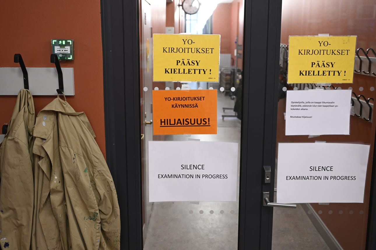 Kevään ylioppilaskirjoituksiin osallistuu tänä vuonan yli 50 000 kokelasta.