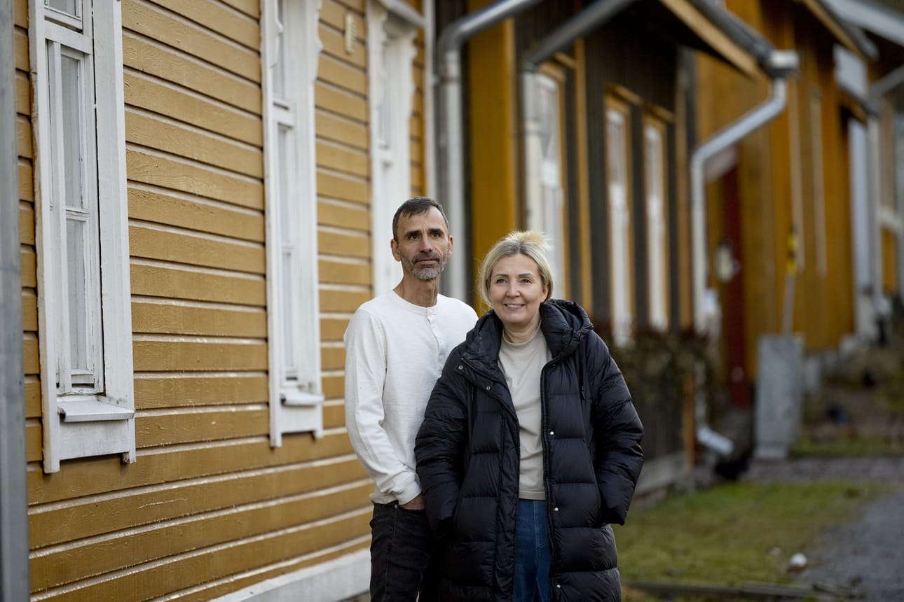 – Kapsäkki on uniikki kortteli. Emme vaihtaisi tätä kotia mihinkään, sanovat Kari ja Anna-Kristiina Salmi.