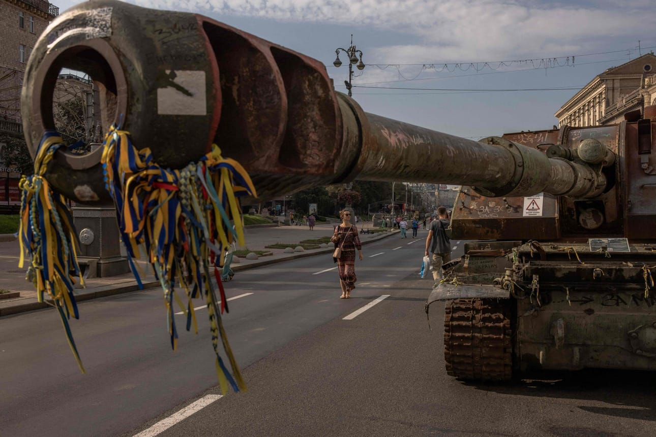 Ukrainan vastahyökkäyksen heikko eteneminen johtuu asiantuntijoiden mukaan isoilta osin joukkojen huonosta sijoittelusta rintamalla. LEHTIKUVA/AFP