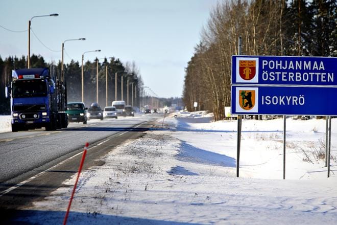 Isonkyrön kunnan siirtyminen Pohjanmaan maakunnasta Etelä-Pohjanmaahan vähintäänkin viivästyy ajatellusta vuoden 2020 alusta. KUVA: TOMI KOSONEN