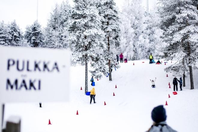 Nyt voit kertoa Ilkka-Pohjalaiselle, missä paras pulkkamäki sijaitsee ja miksi se on niin hyvä. Parhaasta mäestä tehdään lehtijuttu! Kuva: Krista Luoma