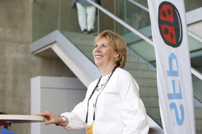 RKP:n puheenjohtaja Anna-Maja Henriksson puoluekokouksessa Oulussa lauantaina. LEHTIKUVA / TIMO HEIKKALA