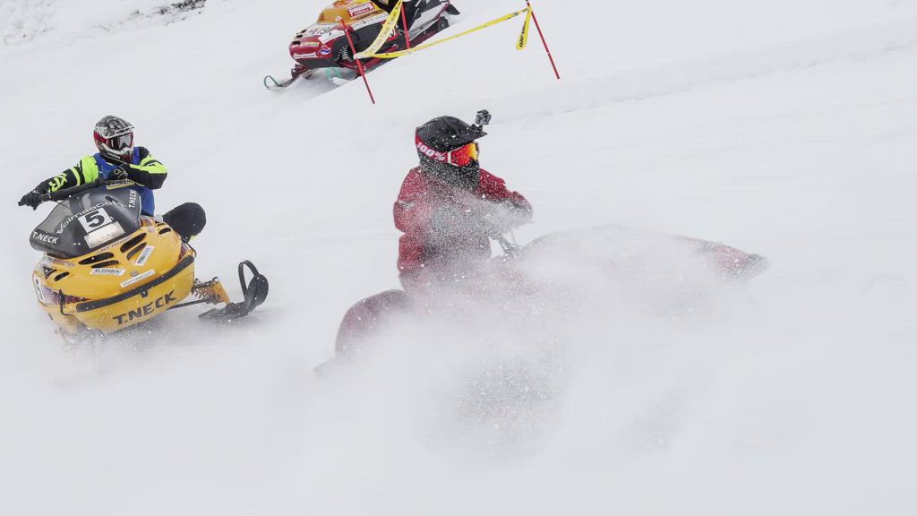 9. Sonka Vintage Sled Grand Prix