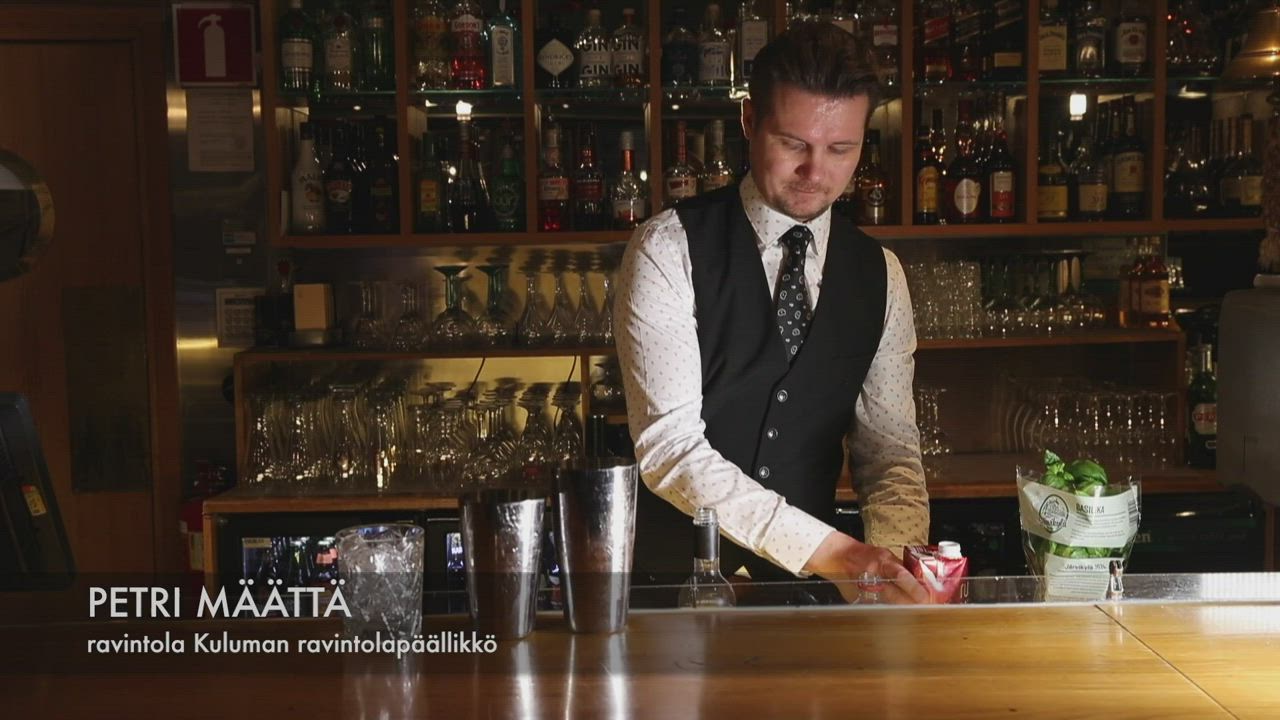 Näin syntyy alkoholiton Mustikkalaakso - katso video!